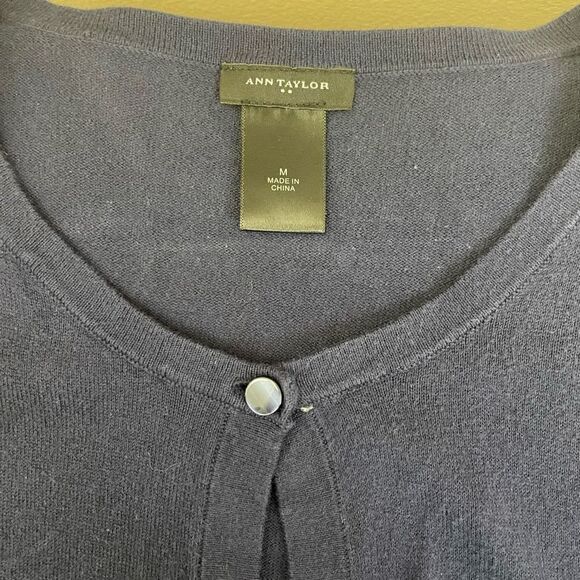 Ann Taylor|Button up|Cardigan|100% Cotton| open knit sleeves|Medium - Picture 10 of 13